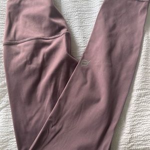 Ptula workout leggings